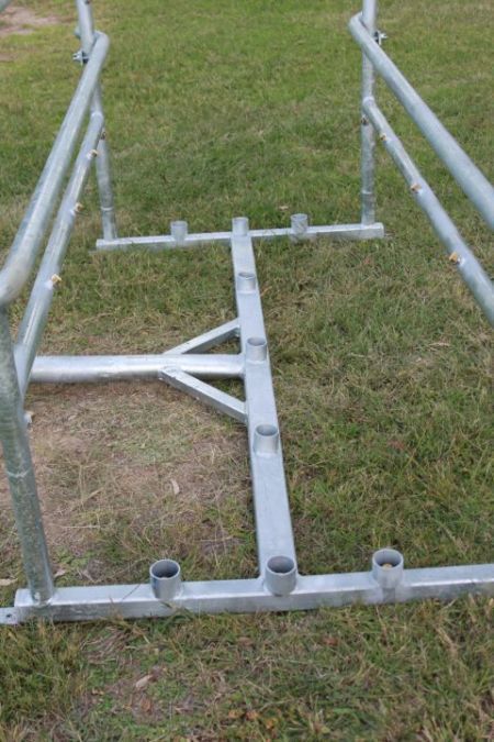 Spray Race Frame